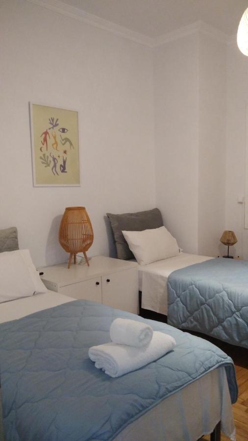 Beach Retreat In Town Corinth 外观 照片